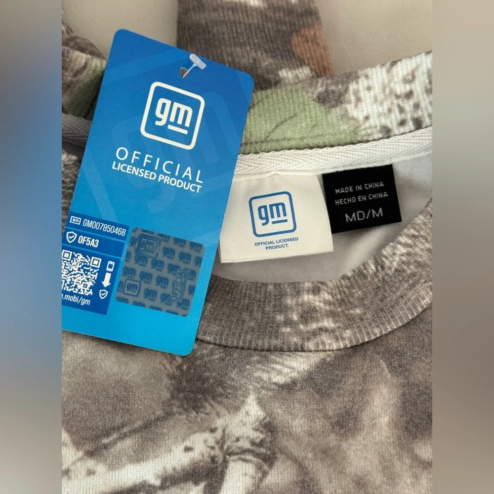 Chevrolet Camo Camouflage Crew Pullover Sweatshirt - Picture 5 of 6